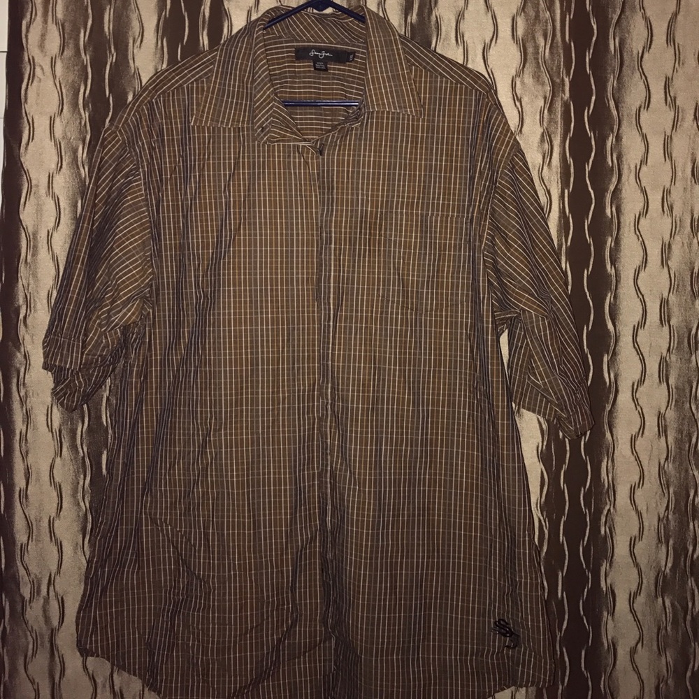 Sean John's plaid short sleeves shirt