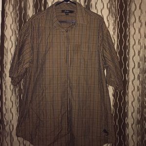 Sean John's plaid short sleeves shirt