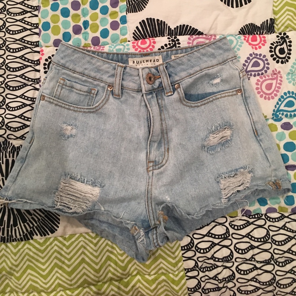Pacsun Distressed Mom Shorts Size 1