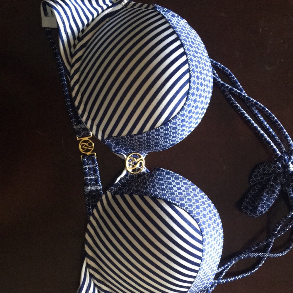 Victoria's Secret Bombshell Bikini Top!