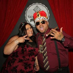 Meet your Posher, Lee