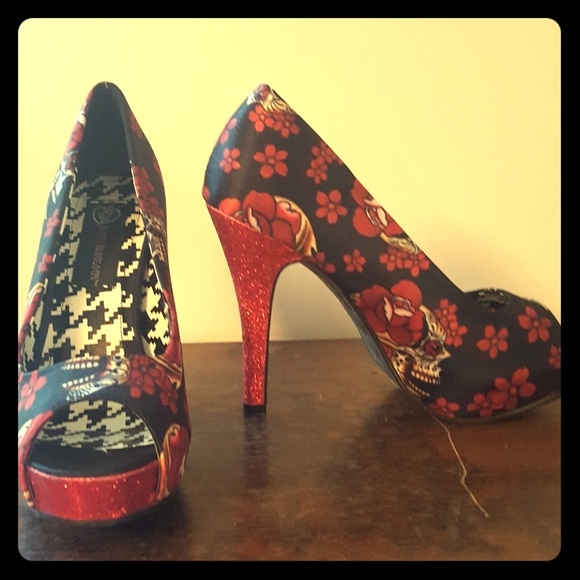 Iron Fist "Slow Dance" Sugar Skull Satin Heels - Picture 1 of 4
