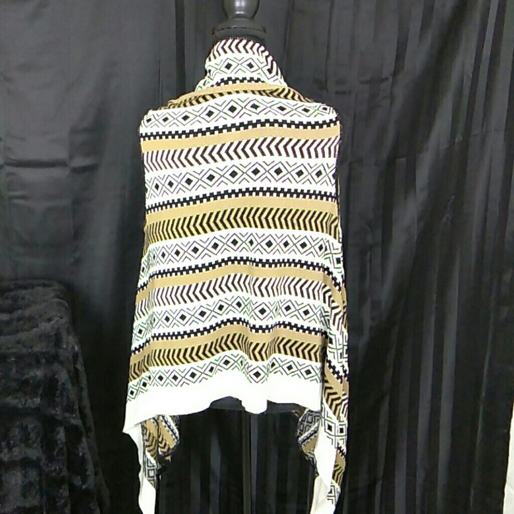 SHAWL - Picture 2 of 3