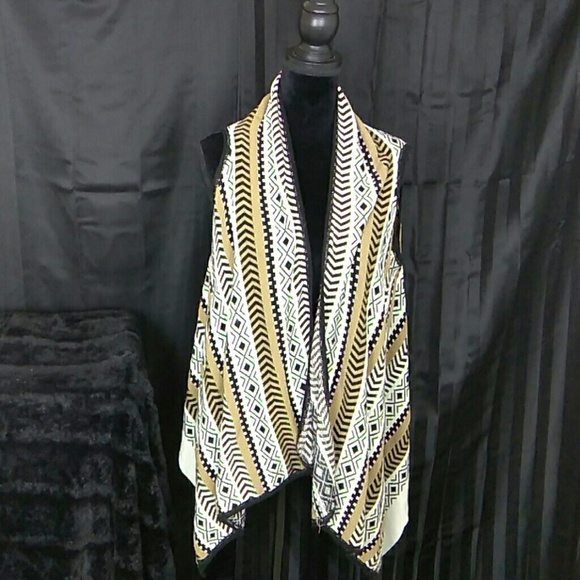SHAWL - Picture 1 of 3