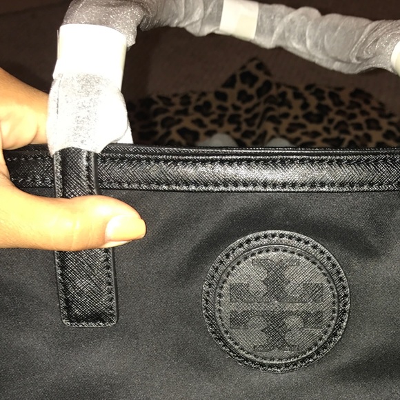 Tory burch nylon tote - Picture 3 of 4