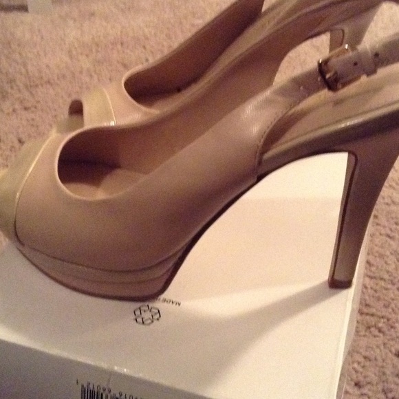 Marc fisher high heel shoes - Picture 5 of 5