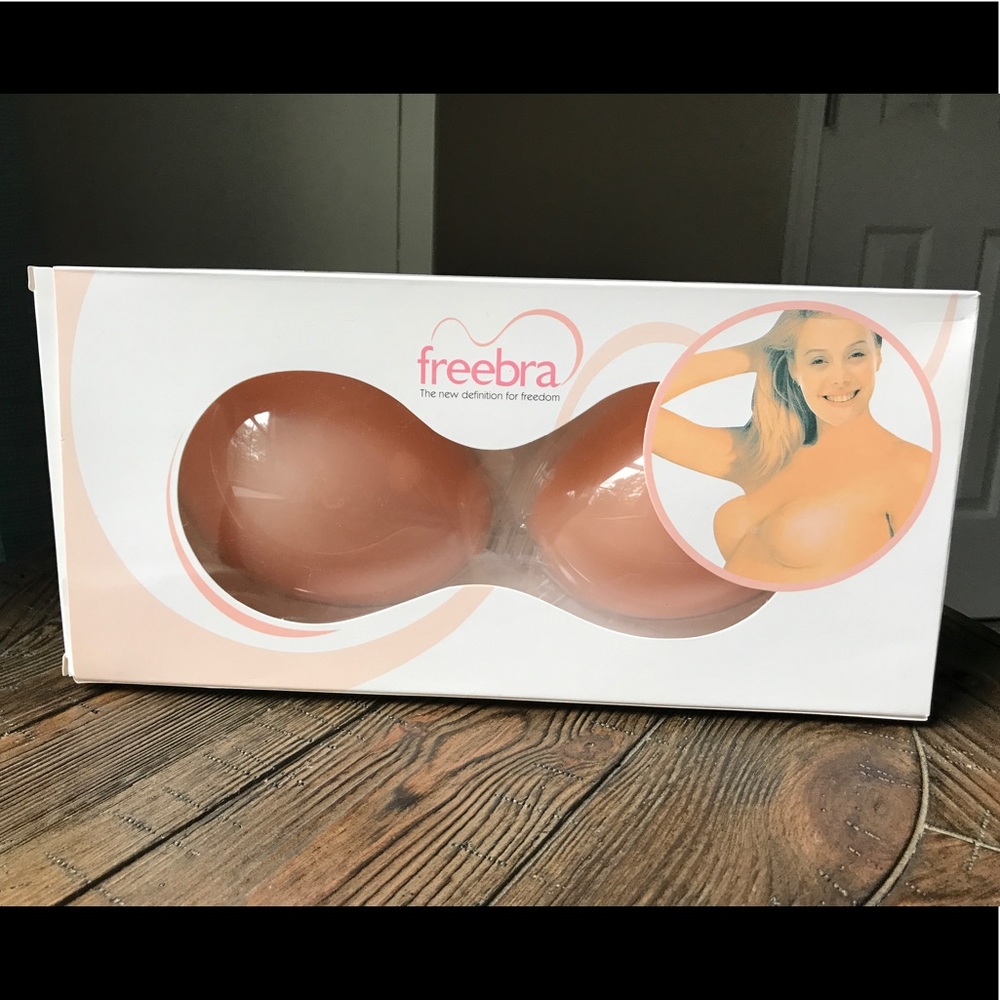 Women's silicone adhesive bras - NWOT