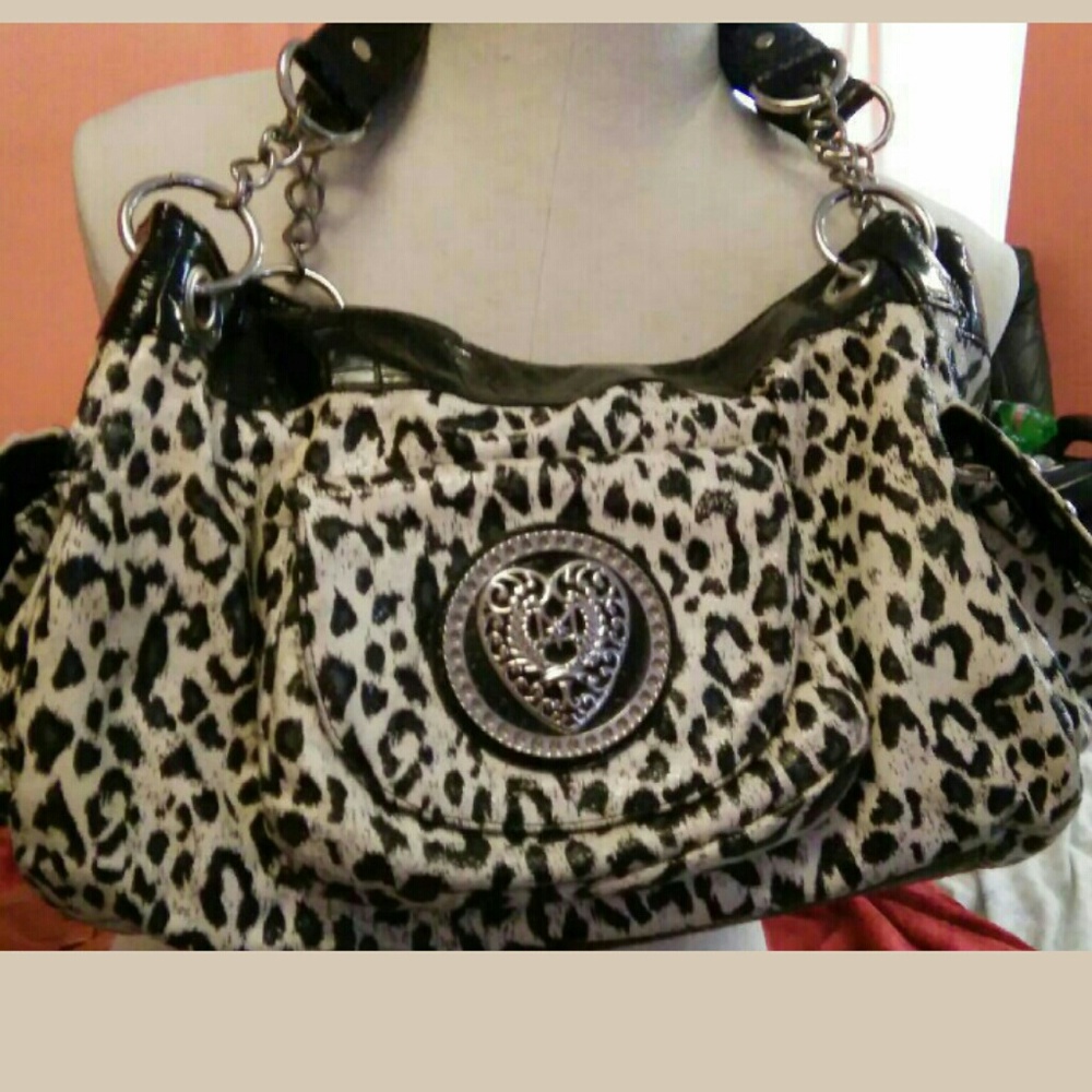 Black and white leopard print purse