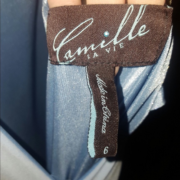 Dress - Picture 2 of 3