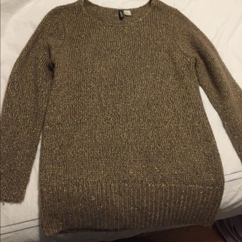 Gold knit sweater, Large