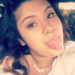 Meet your Posher, Cindy