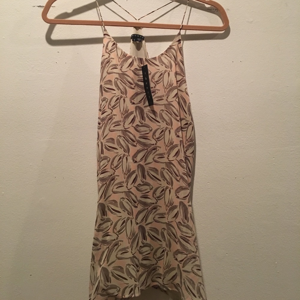 Theory brand new tank top patterned