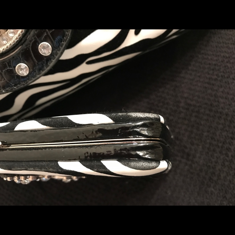 Handbag - Picture 2 of 4