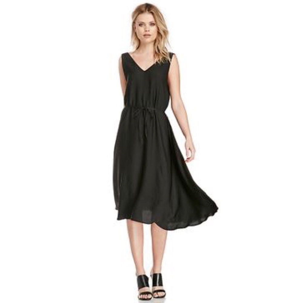 DAILYLOOK Shift Dress | Black