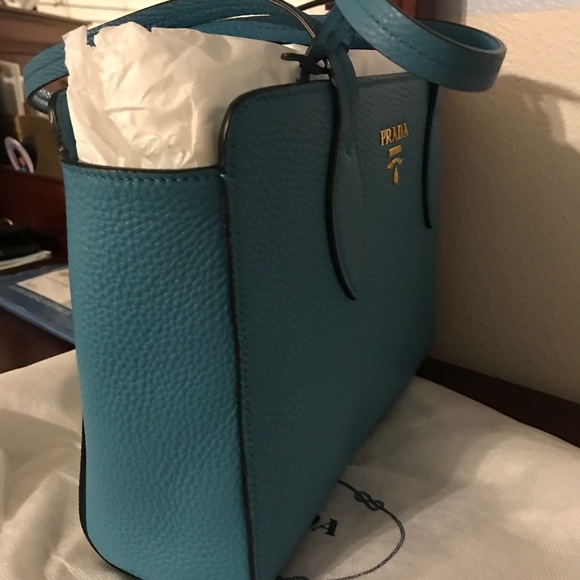 Authentic brand new Prada hand bag - Picture 2 of 2