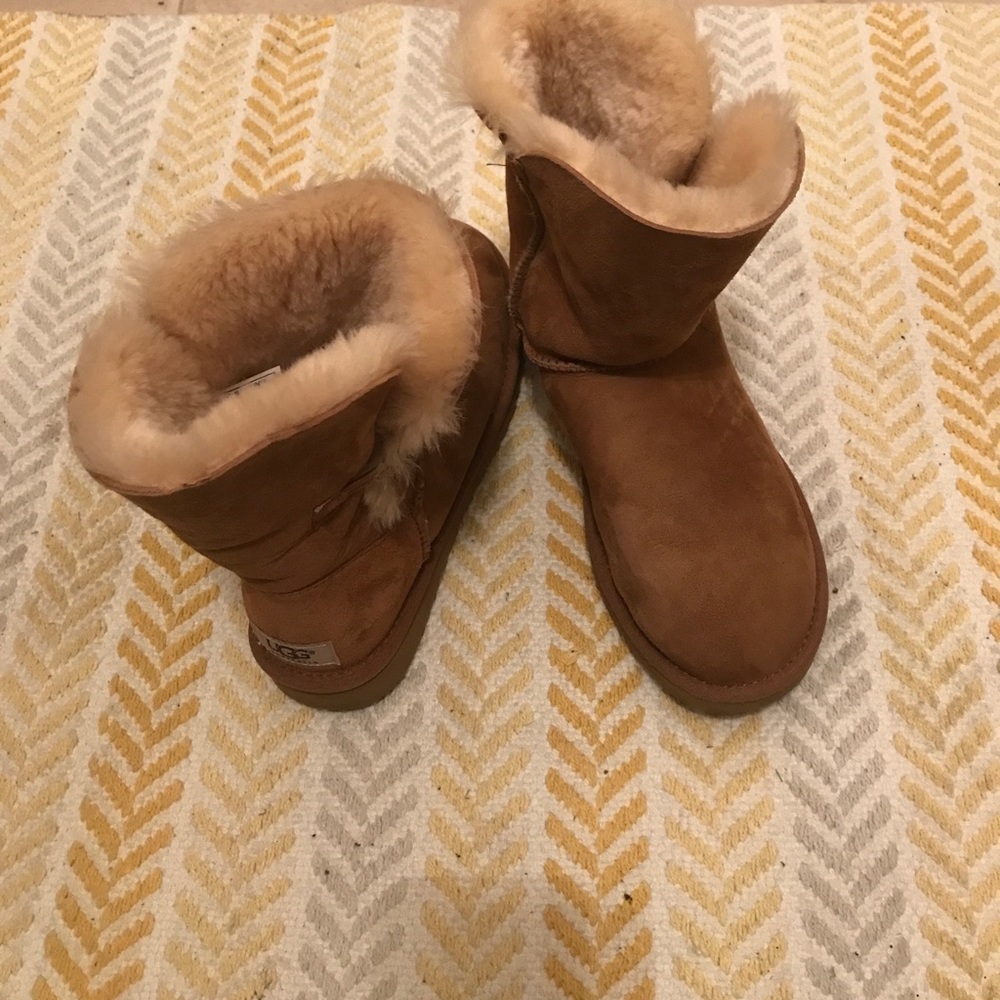Women's UGGS