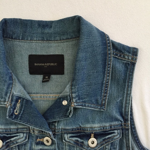 Banana Republic Denim Vest - Picture 3 of 5