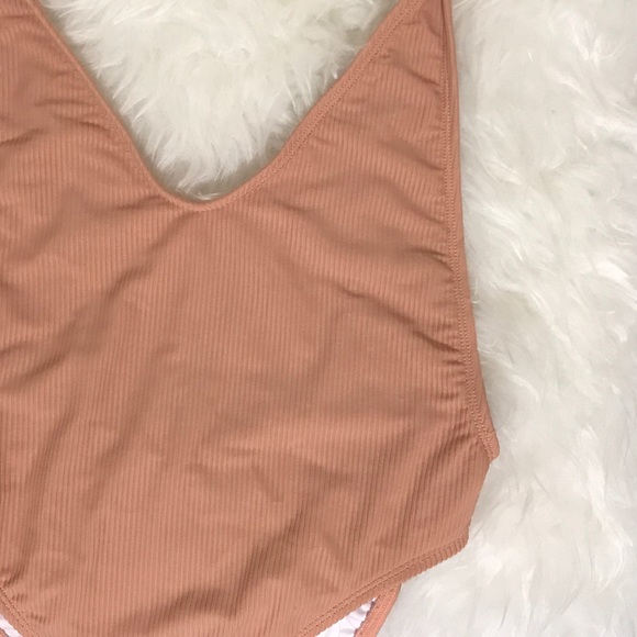 NWOT Nasty Gal Alina Peach Ribbed Low Back Swim - Picture 4 of 8