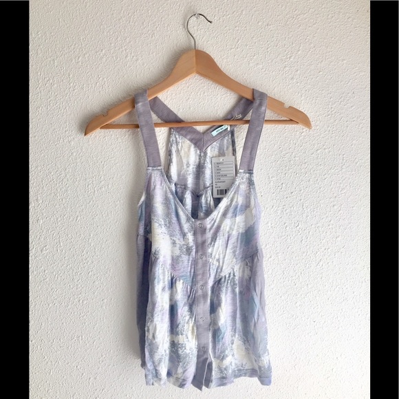 NWT ✨ Urban Outfitters Tank - Picture 1 of 3