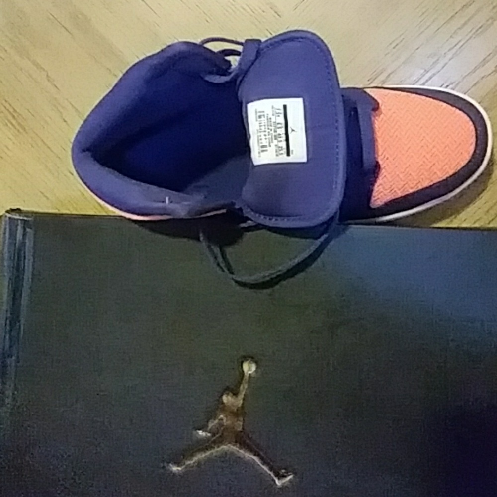 Jordan - Picture 3 of 3