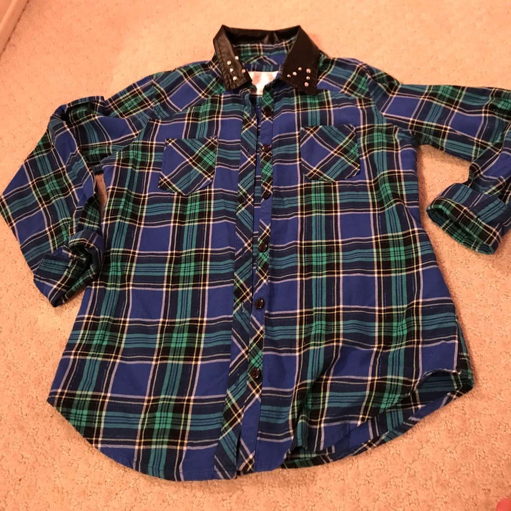 Justice Plaid button down  sz 10