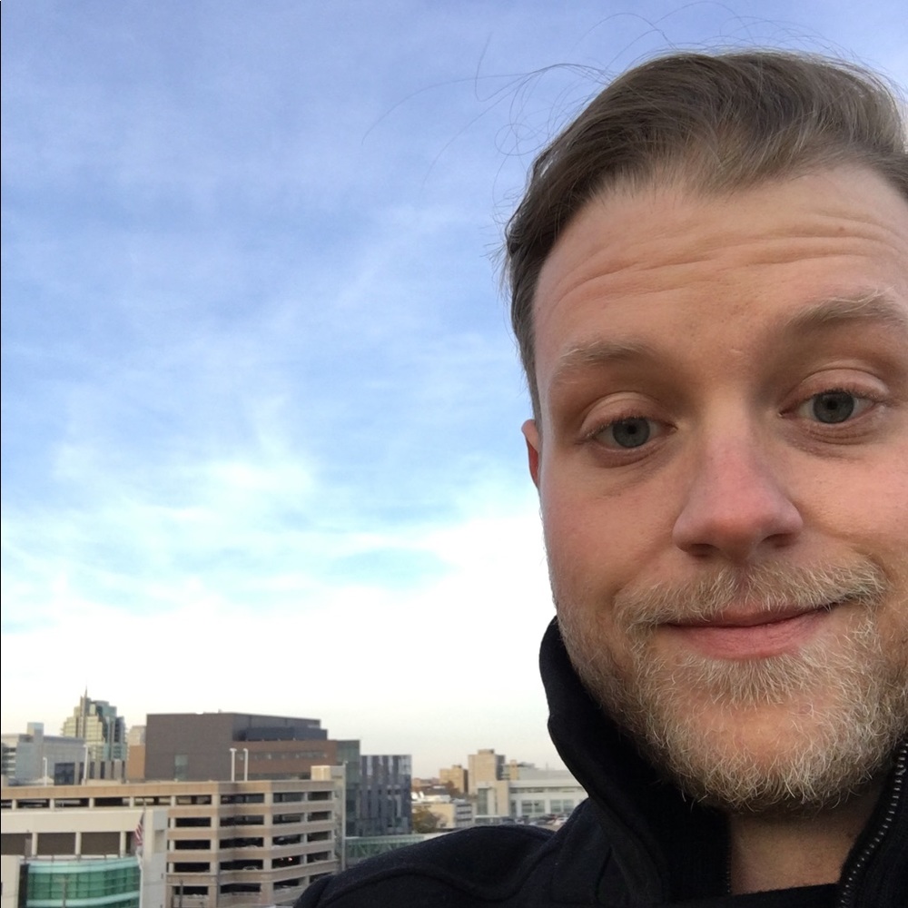 Meet your Posher, Marc