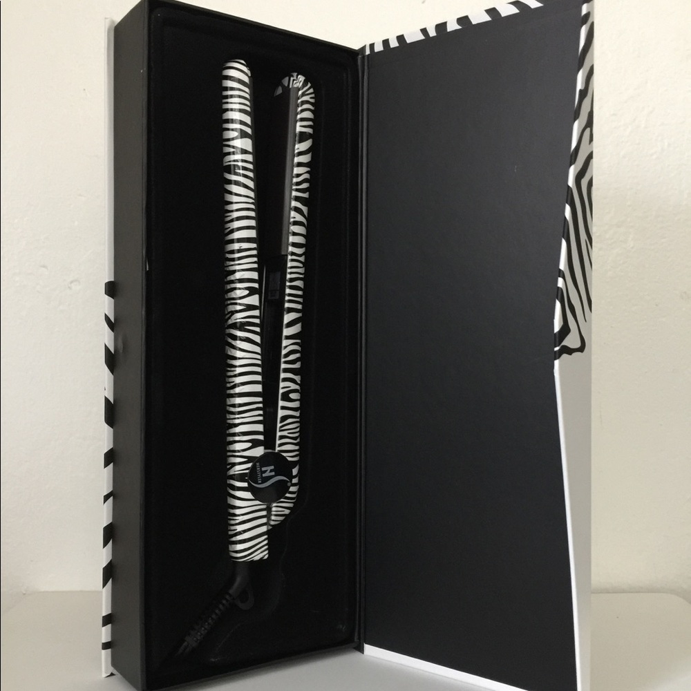 Classic Zebra Print Hair Straightening Tool