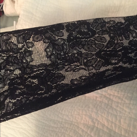 Lace black long sleeve dress - Picture 2 of 3