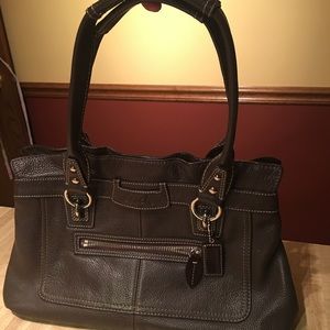 Coach Medium Sized Leather Shoulder Bag