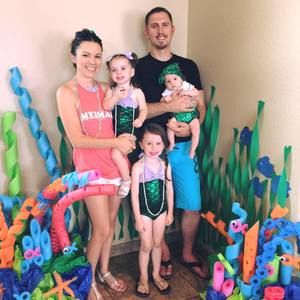 Meet your Posher, Caitlin