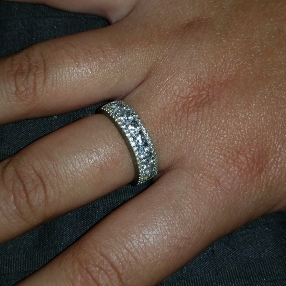 Sterling silver .929 w Swarovski crystals