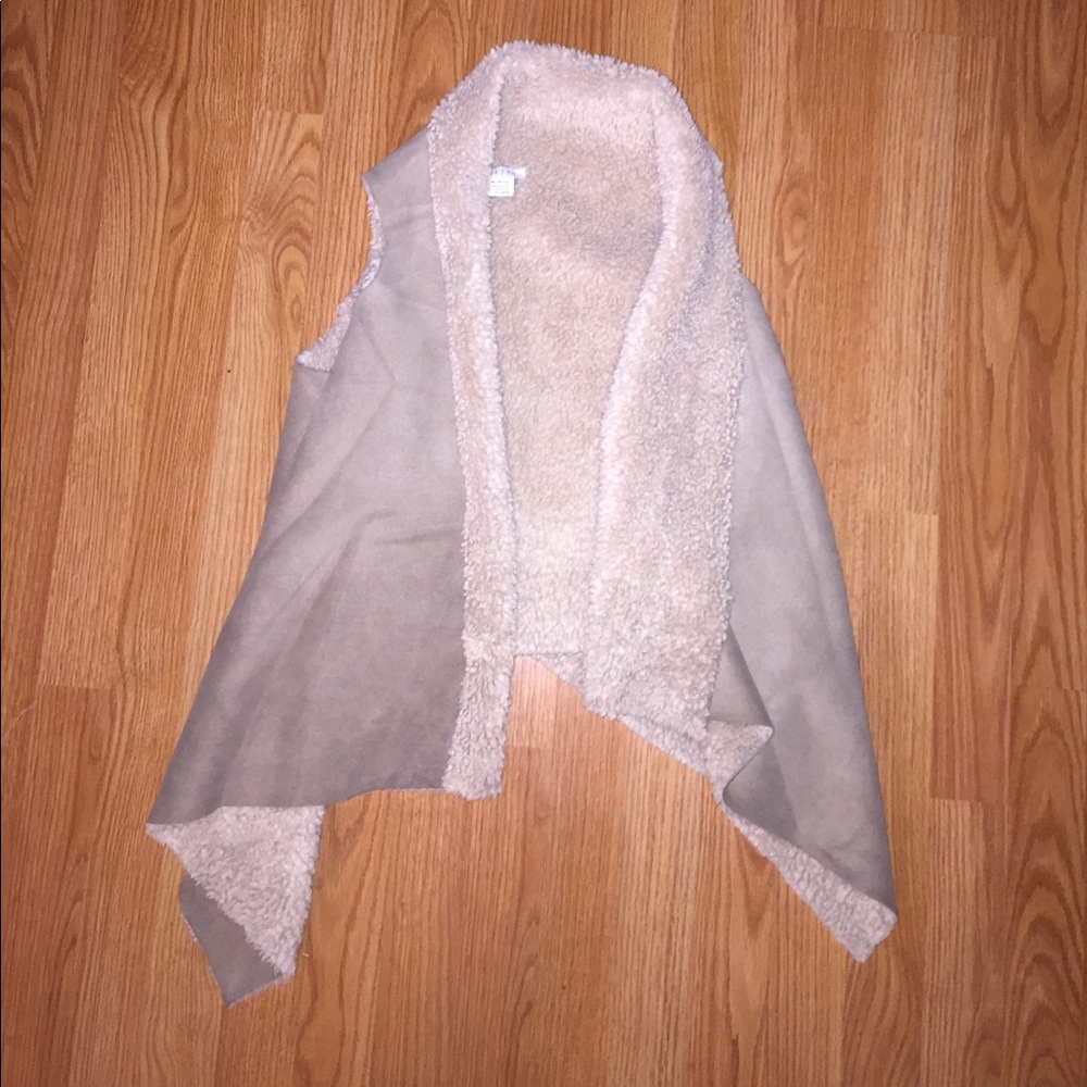 LF Stores Shearing Vest