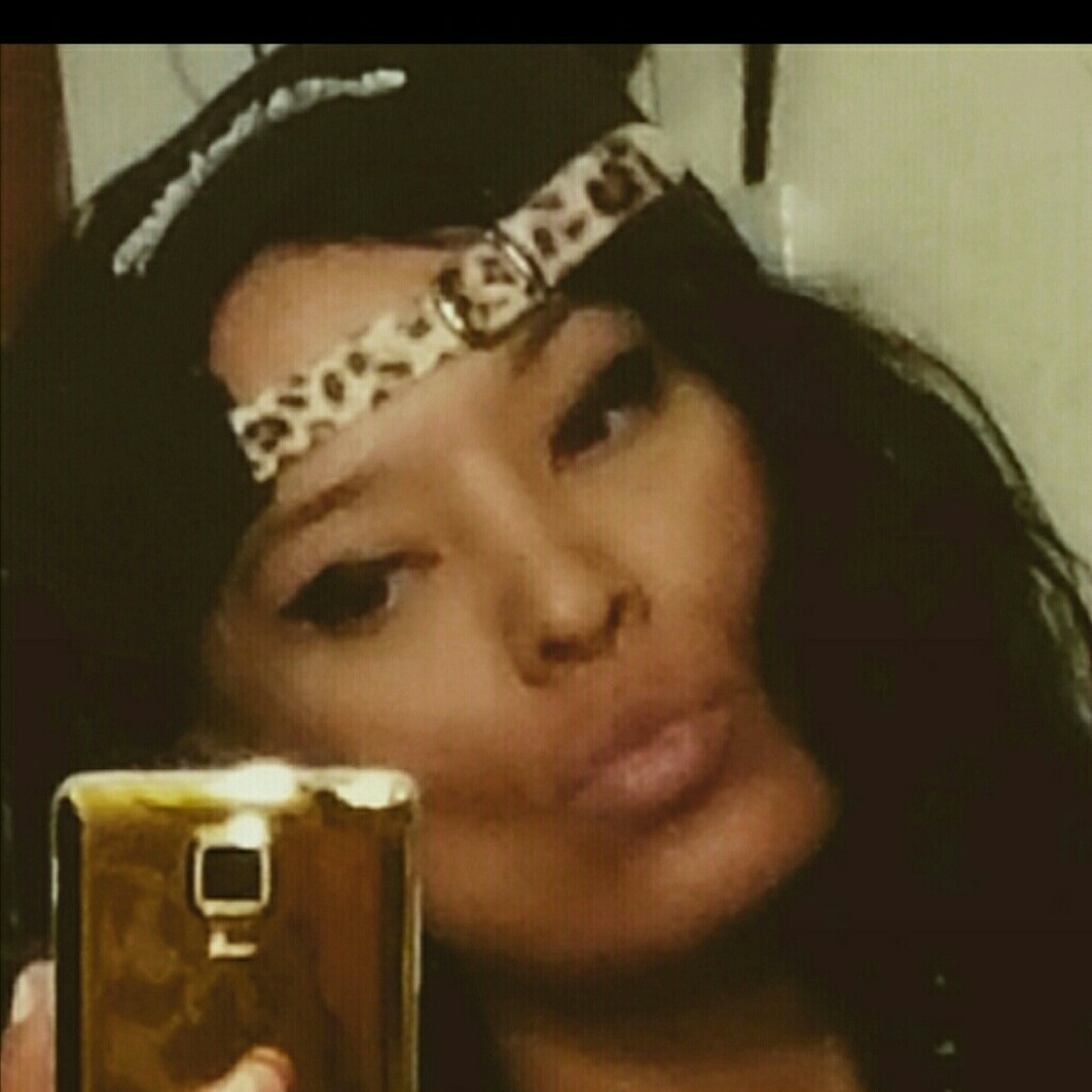 Meet ur seller!!!!!!:-)