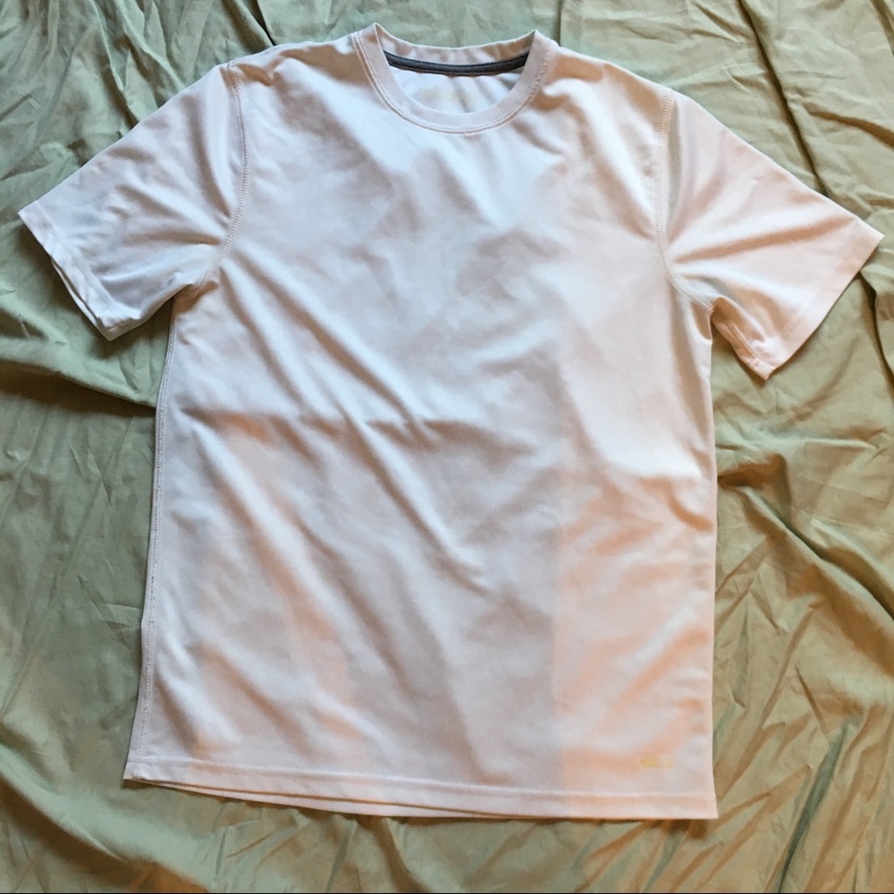 Sweatproof shirt