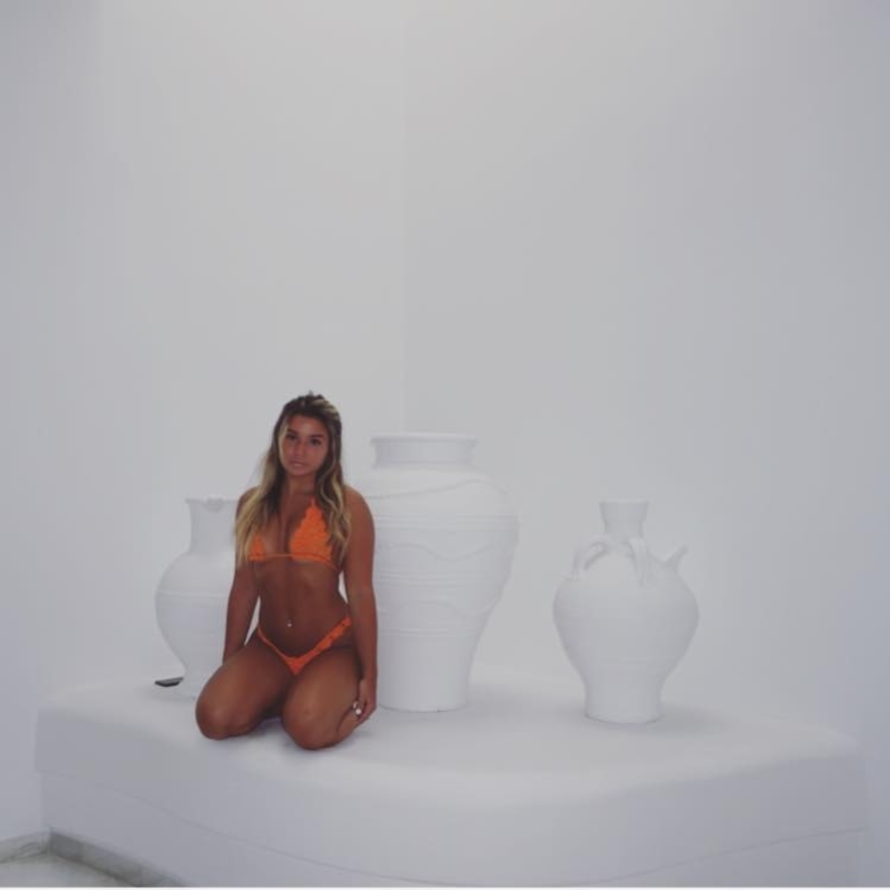 Meet your Posher, Talya