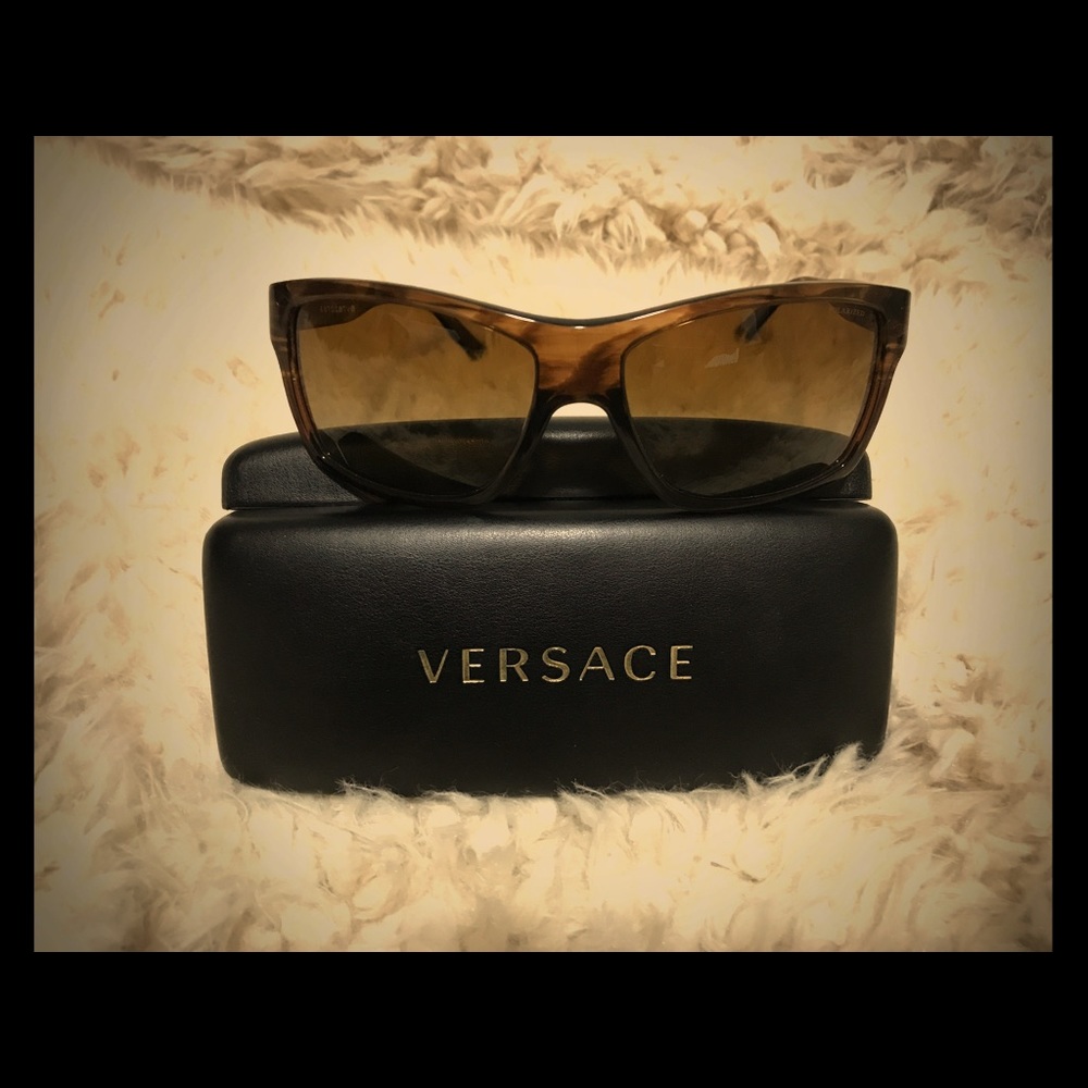 Classic Versace tortoise shell sunglasses