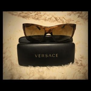 Classic Versace tortoise shell sunglasses