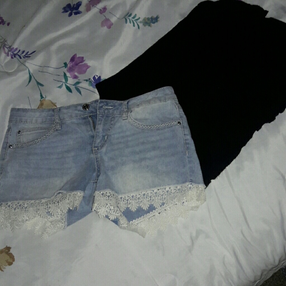 jean shorts with lace and black ruffle skirt