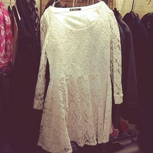 White lace dress