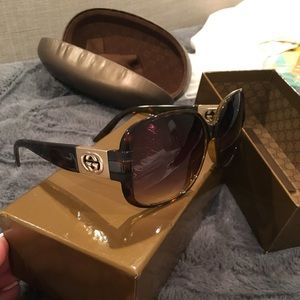 Gucci sunglasses