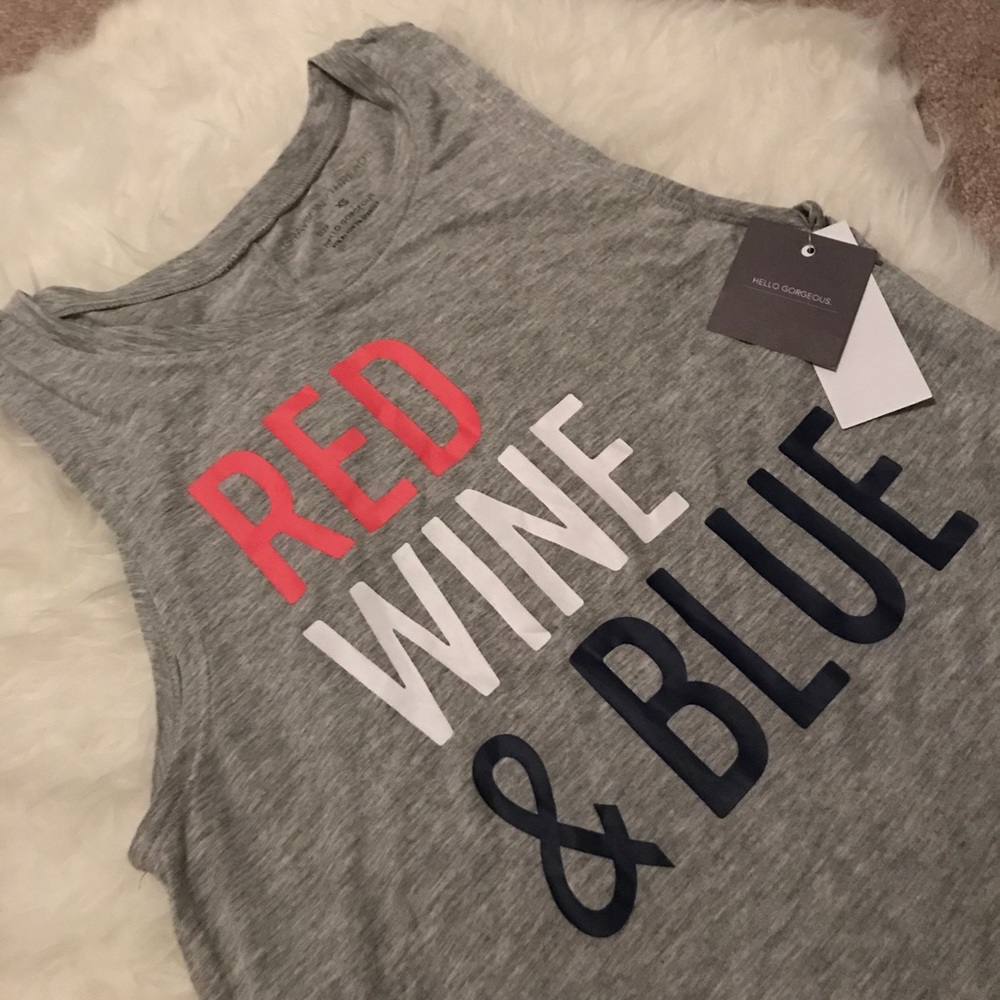 ✨XS TankTop NWT✨🍷