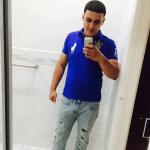 Meet your Posher, Carlos