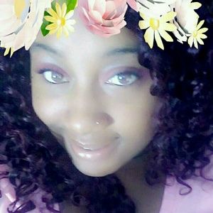 Meet your Posher, Tenessa