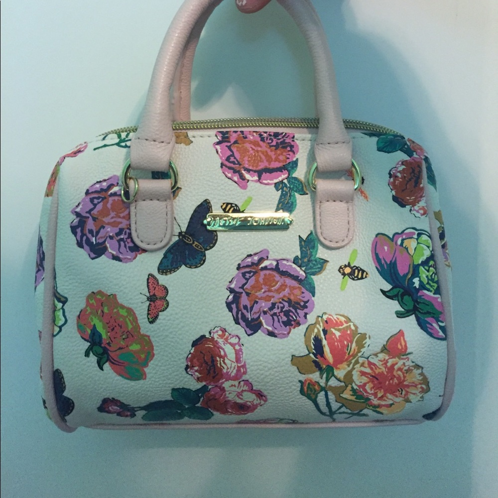 Betsy Johnson purse!! Plus added strap!!