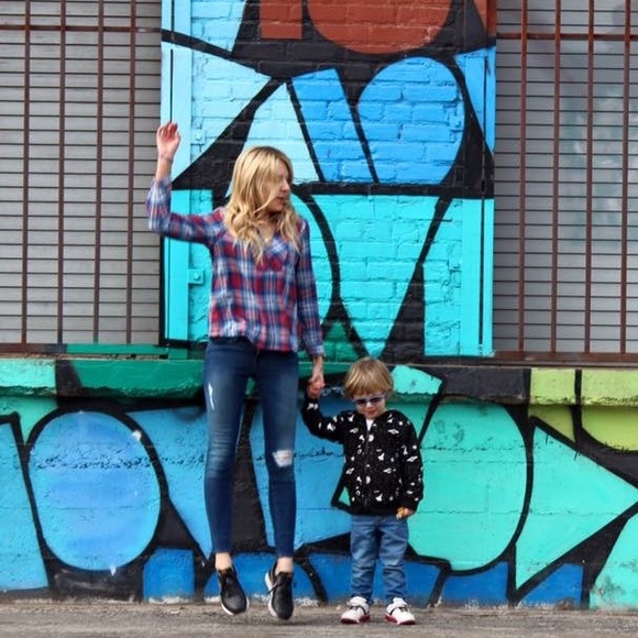 Meet your Posher, Tara - Picture 5 of 5