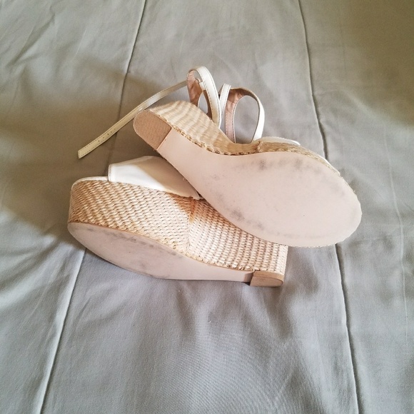 Justfab White Strappy Wedge - Picture 4 of 6