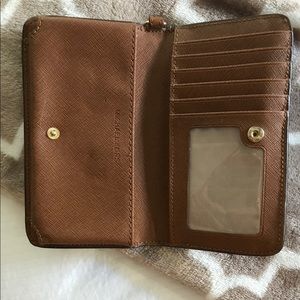MK phone wallet