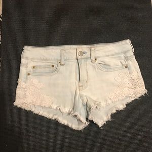 🌼 American Eagle Denim Shorts 🌼