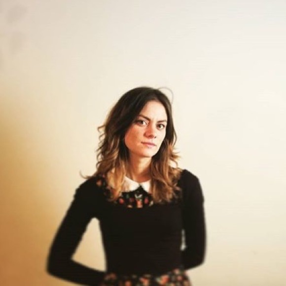 Meet your Posher, Lauren - Picture 4 of 9