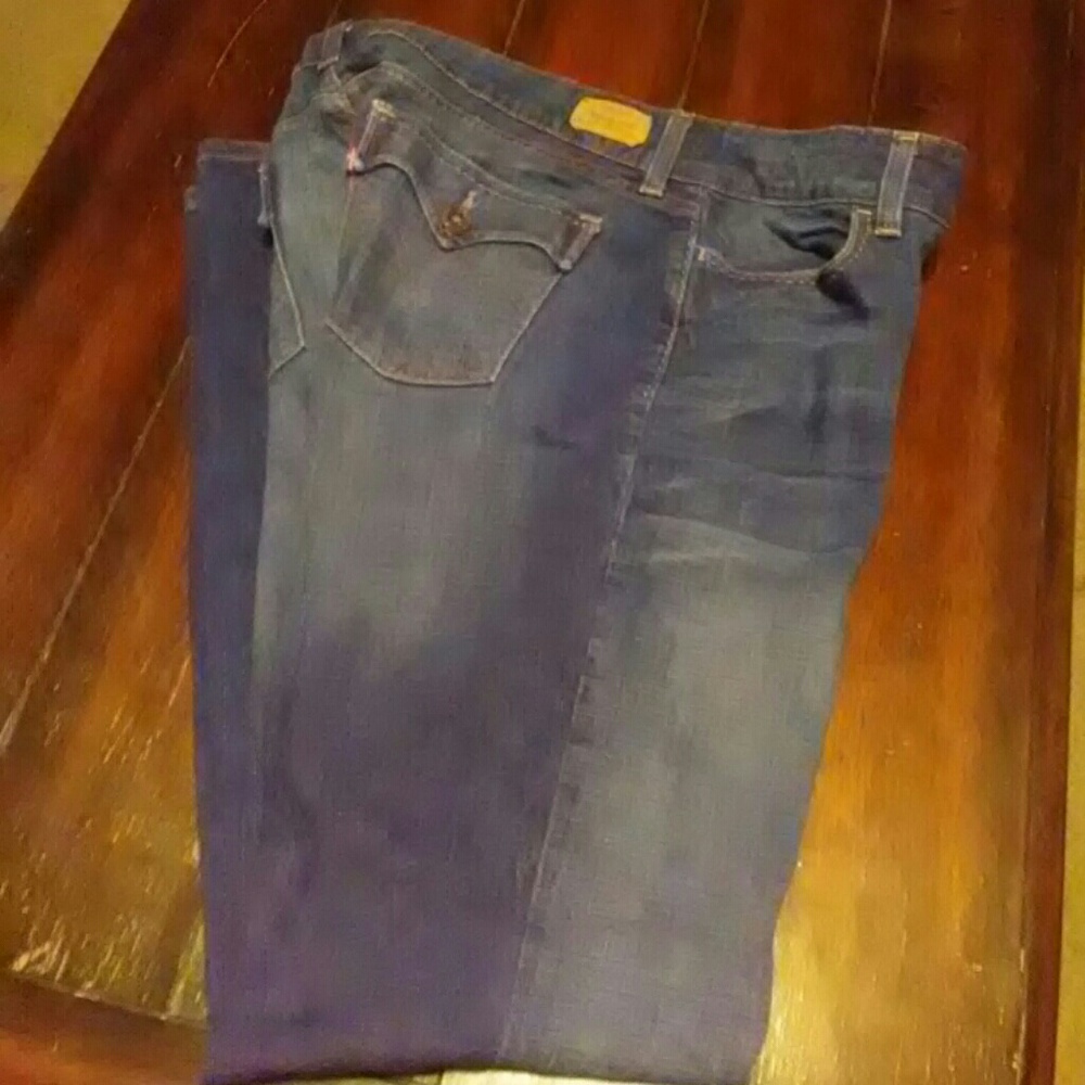 Levi Strauss Original Slender Boot Cut Jeans